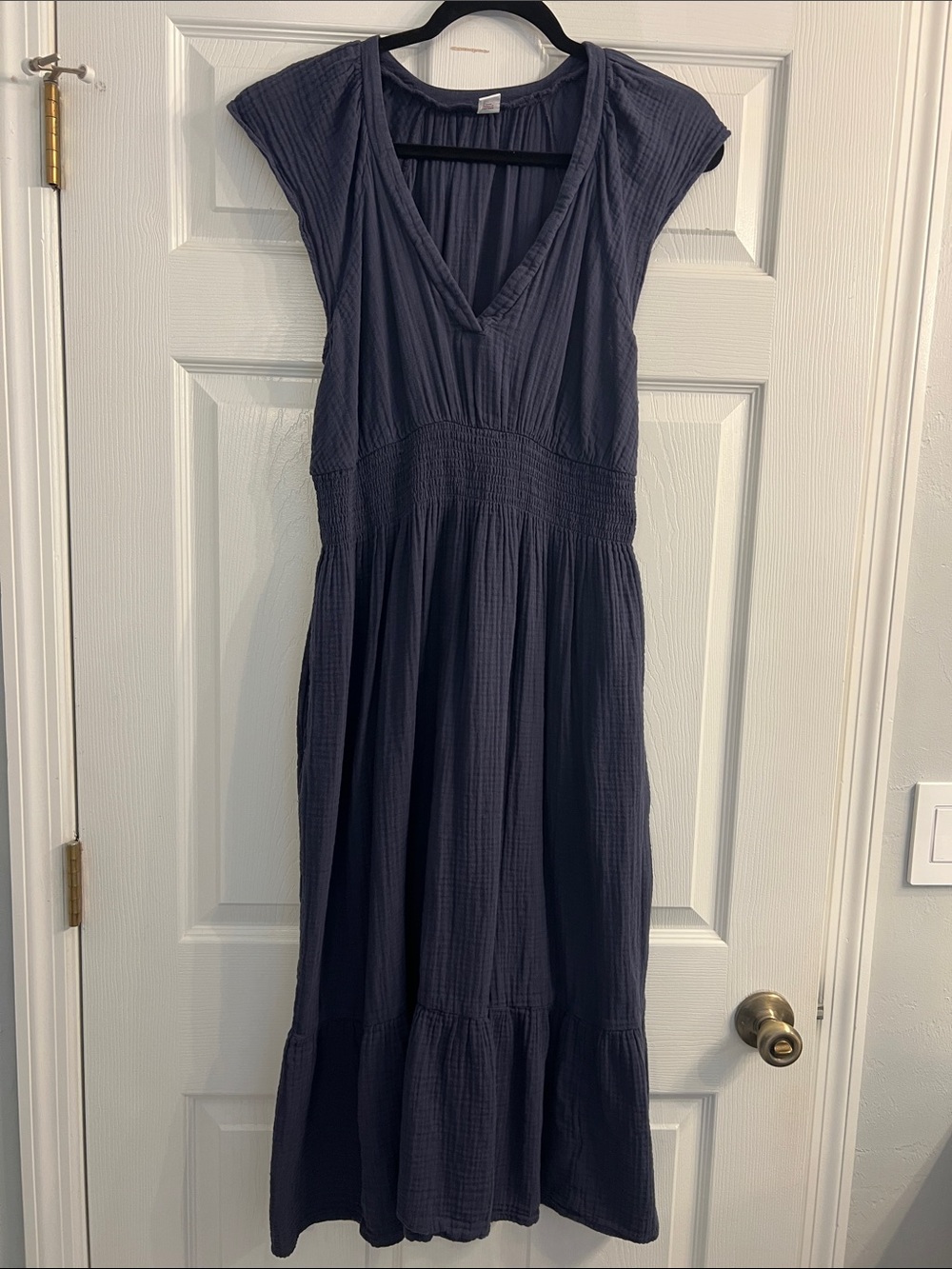 Old Navy Navy V-Neck Smocked Waist Maxi Dress